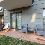 Victus Blue With Parking And Terrace By Renters 아파트 *
