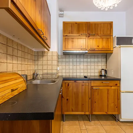 Victus Apartamenty, Cadena 2 索波特