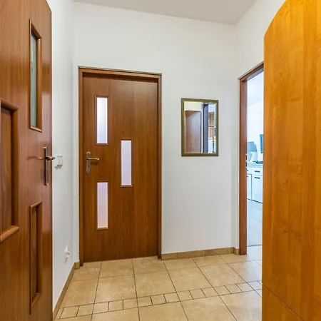 Victus Blue Apartment With Parking And Terrace By Noclegi Renters *
